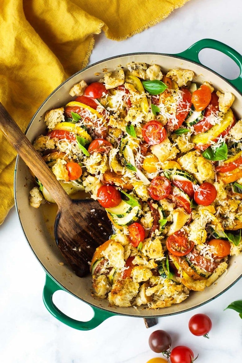 Our 20 Best Zucchini Recipes Here are our 30 Best Zucchini Recipes that are healthy, flavorful and not boring! Whether you are looking for baked zucchini recipes, vegetarian zucchini recipes, zucchini soups, zucchini salads, grilled zucchini, or zucchini bread recipes, or entire meals made out of zucchini, you'll find some new inspiration here!